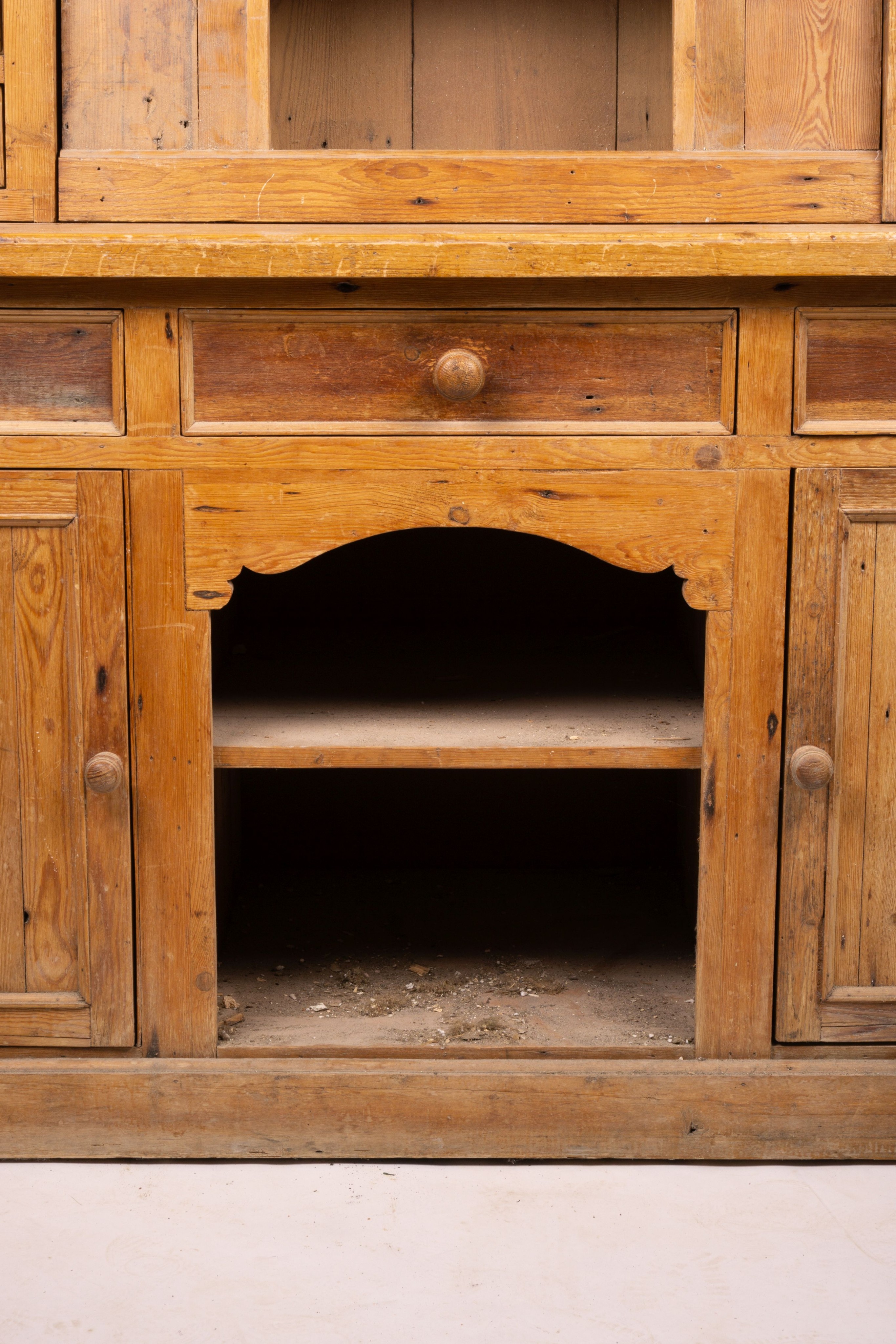 A stripped pine dresser, W.185cm D.66cm H.202cm